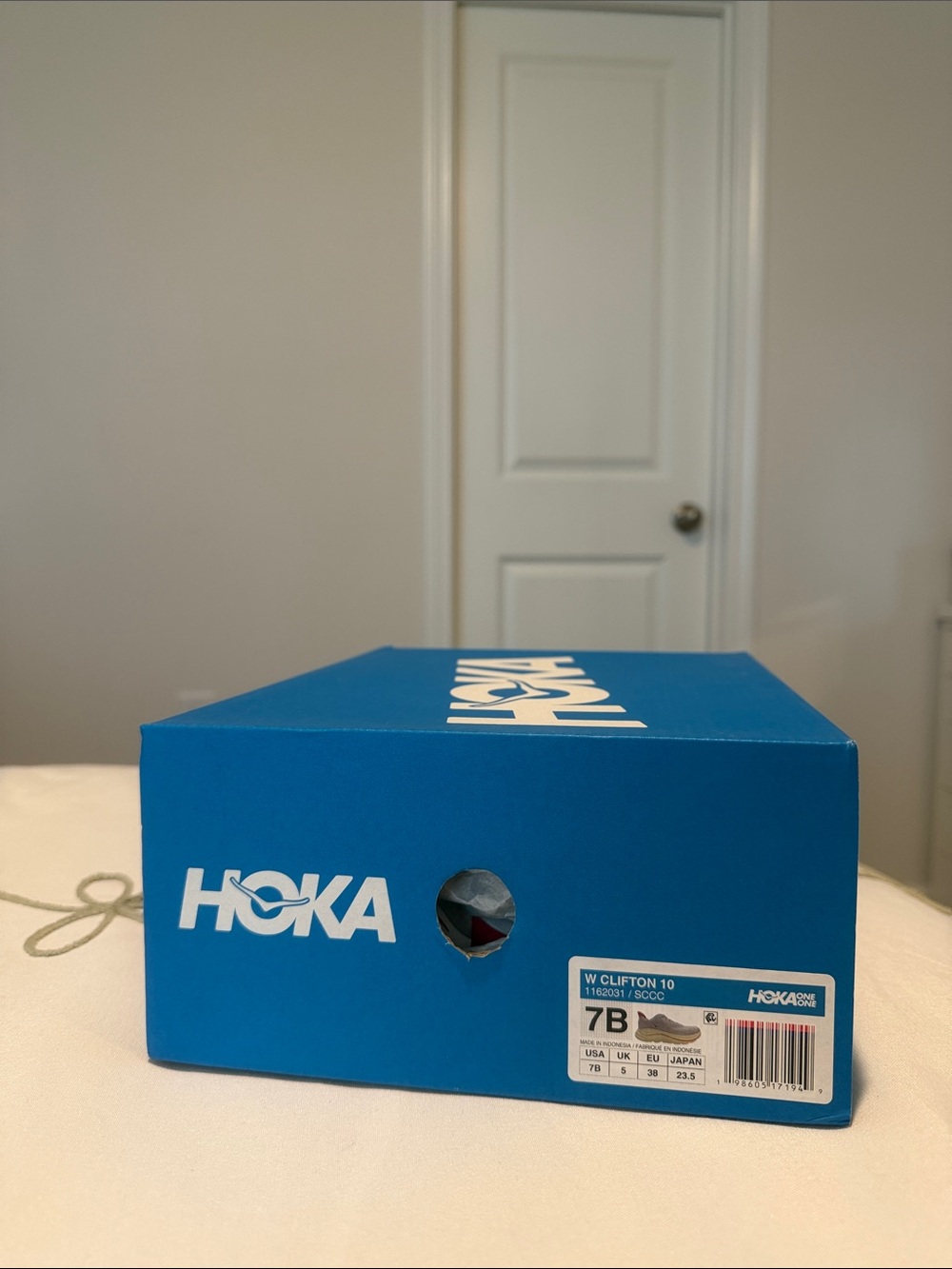 HOKA Clifton 10 - Picture 2 of 3